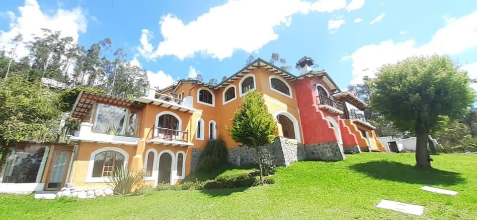 Intiyaya - Boutique Andean Lodge Otavalo Buitenkant foto